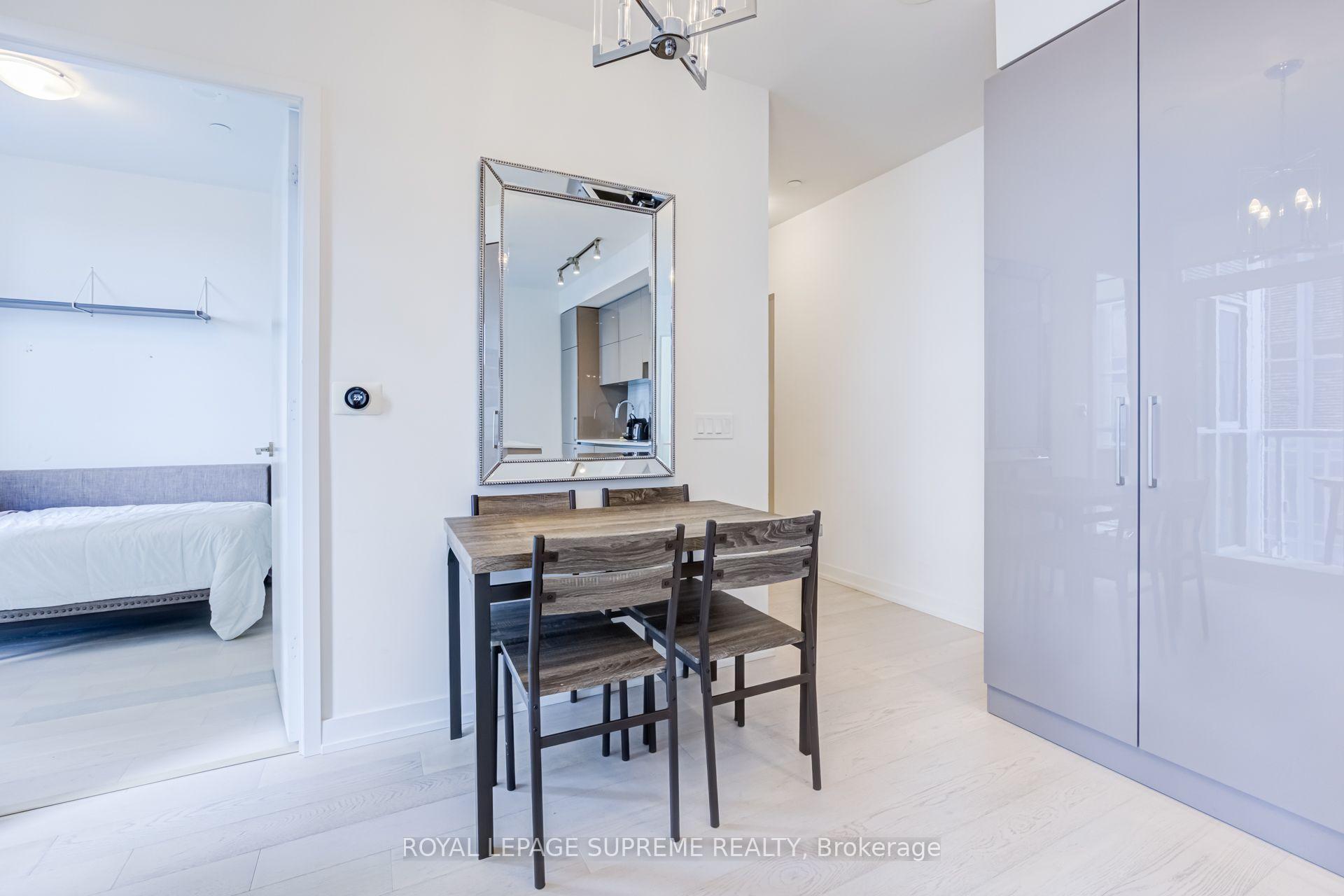 1 Yorkville Avenue 3102, Toronto Unit: 3102