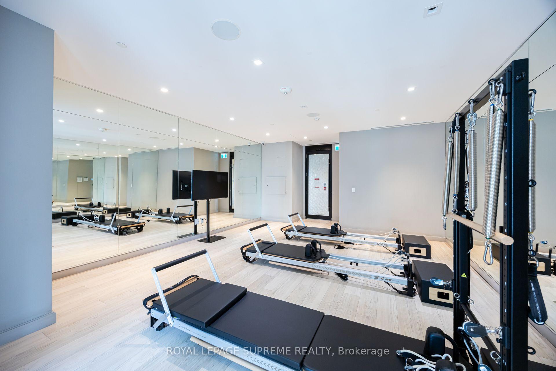 1 Yorkville Avenue 3102, Toronto Unit: 3102