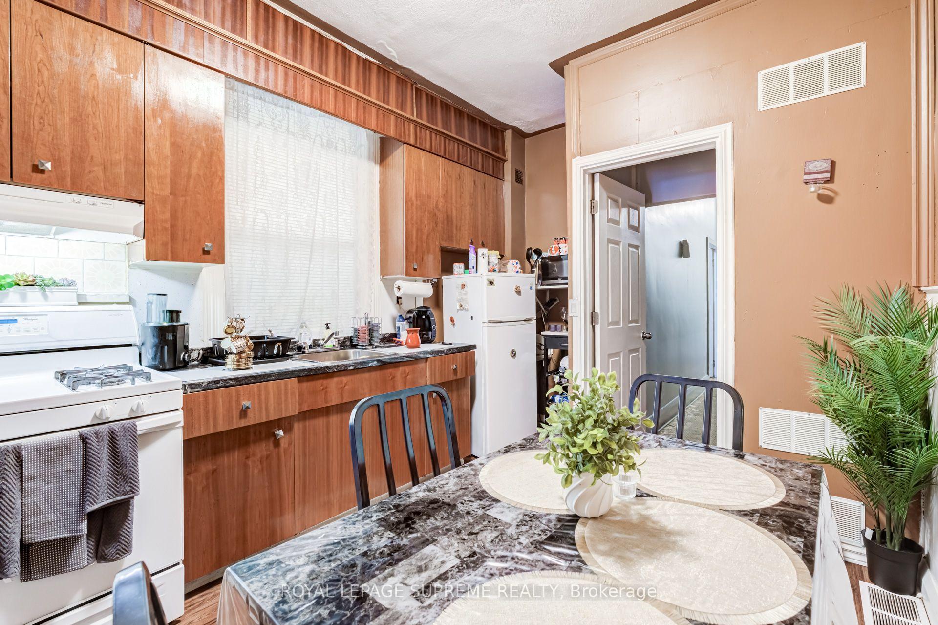 238 Brock Avenue, Toronto