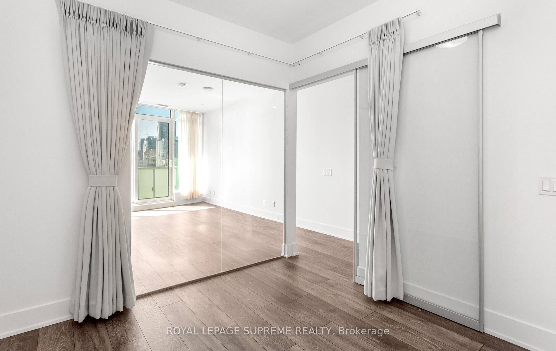 403 Church Street 1701, Toronto Unit: 1701