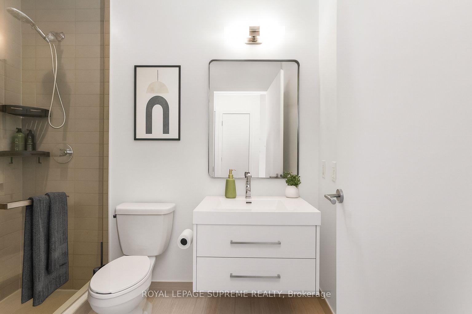 403 Church Street 1701, Toronto Unit: 1701