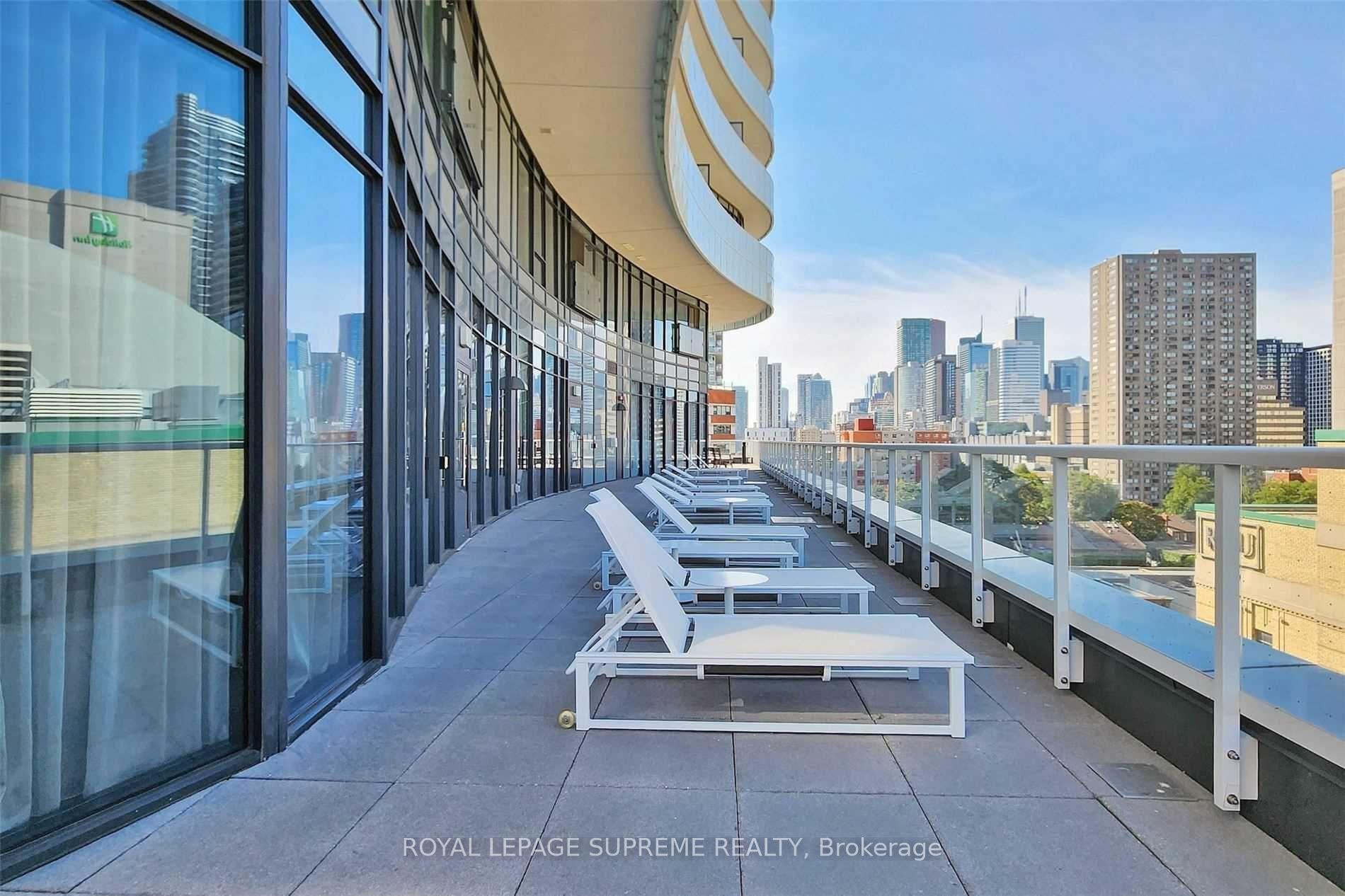 403 Church Street 1701, Toronto Unit: 1701