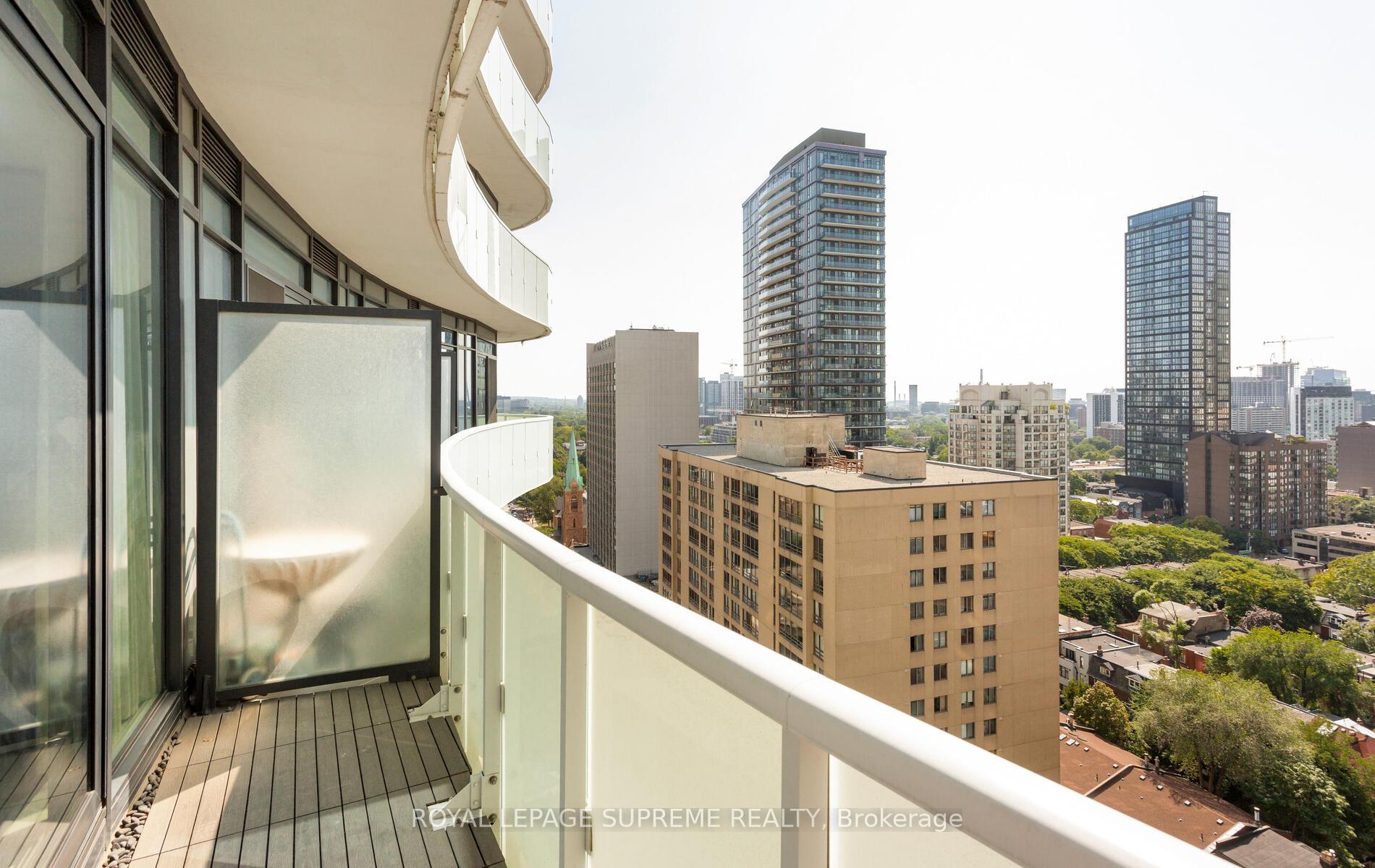 403 Church Street 1701, Toronto Unit: 1701