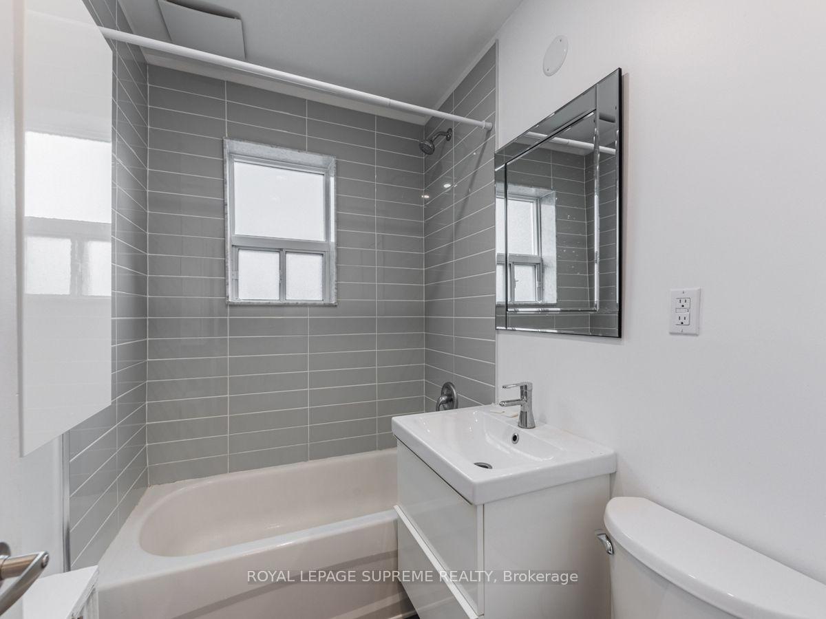 77 Greensides Avenue, Toronto
