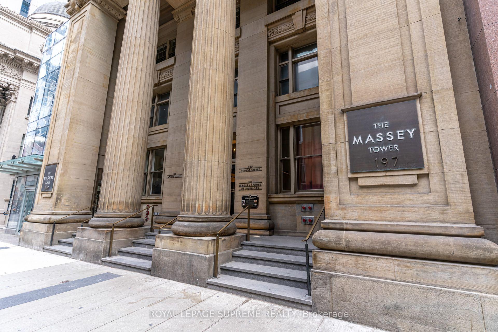 197 Yonge Street 2112, Toronto Unit: 2112