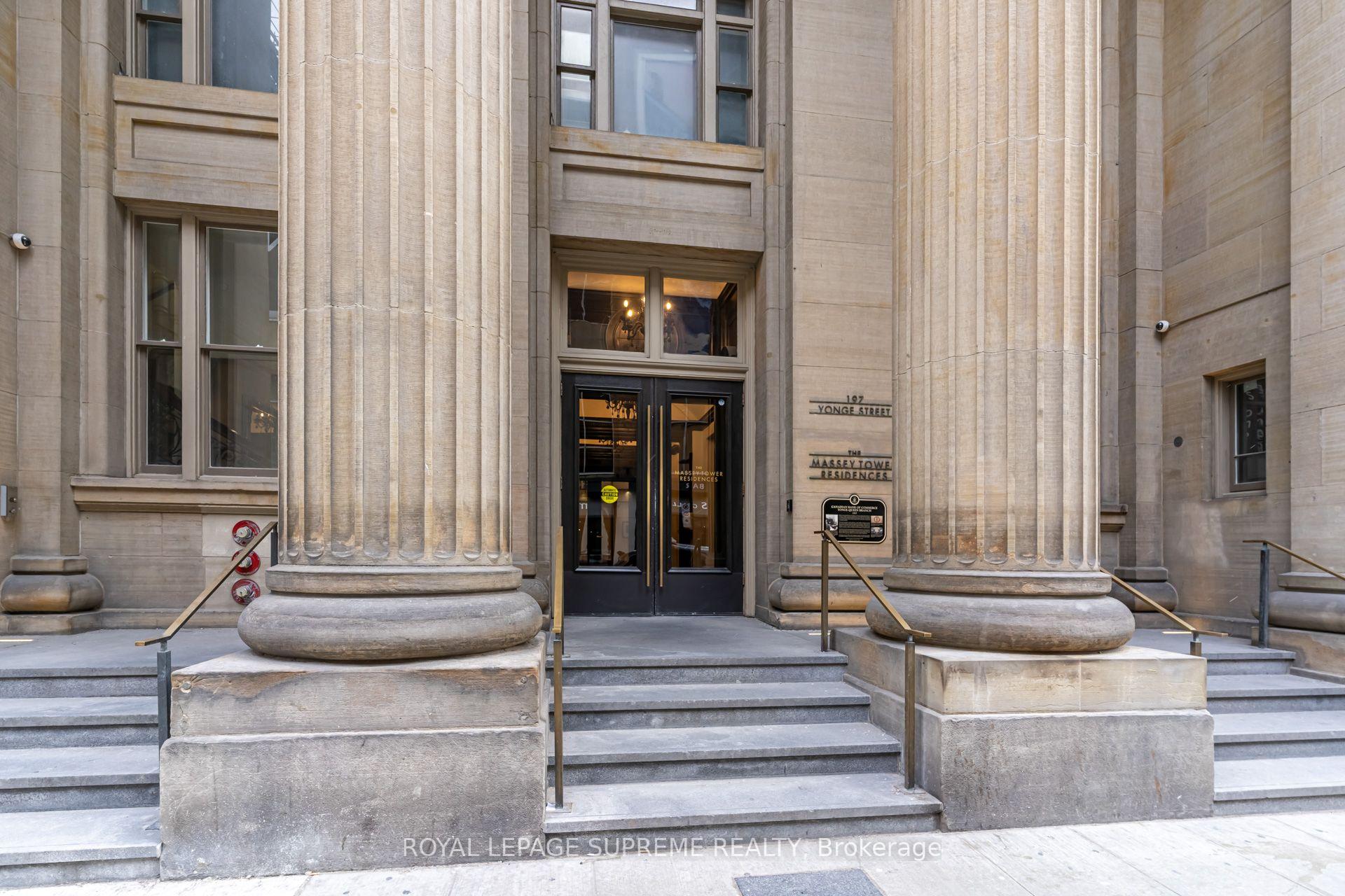 197 Yonge Street 2112, Toronto Unit: 2112