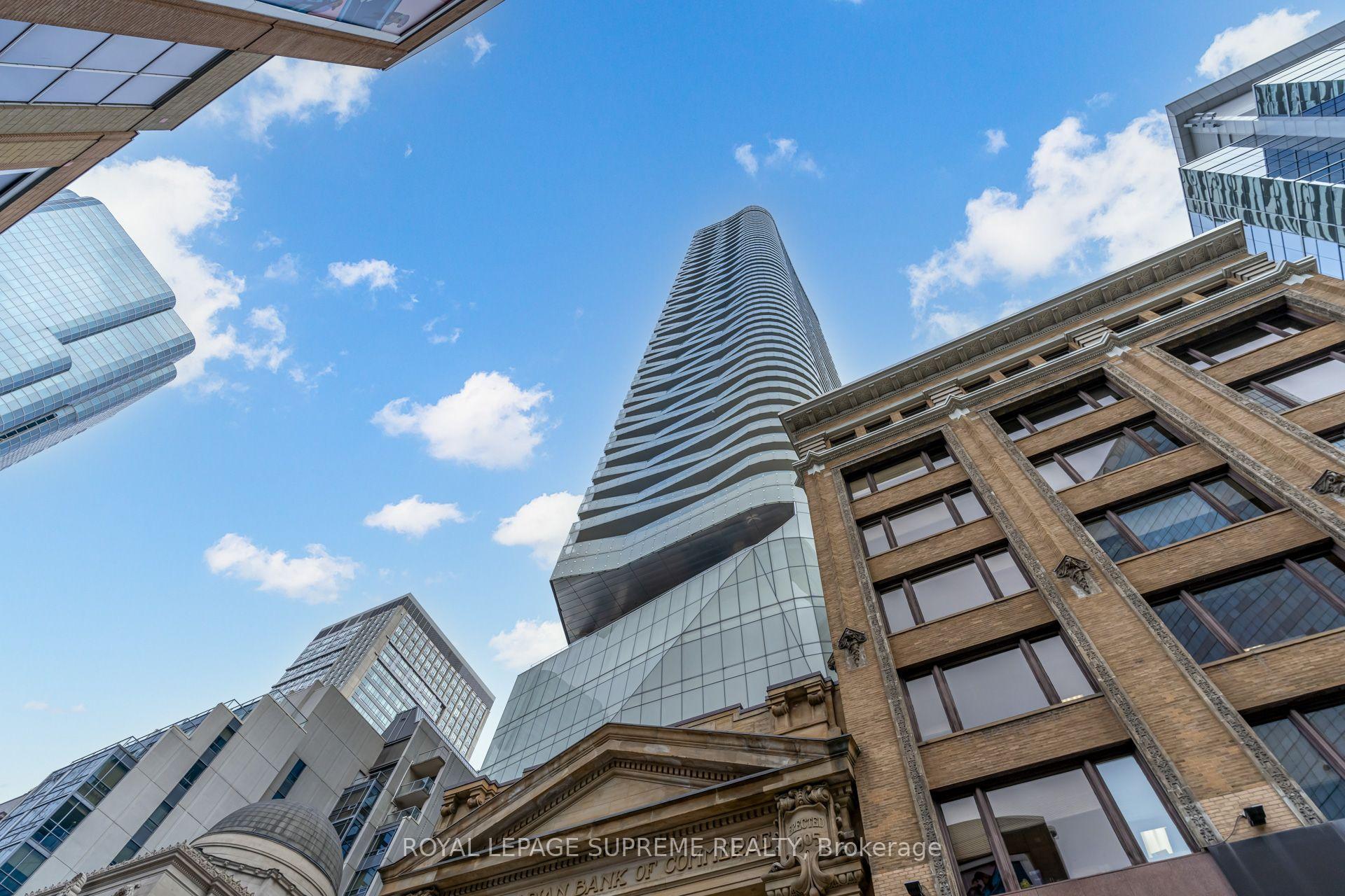 197 Yonge Street 2112, Toronto Unit: 2112