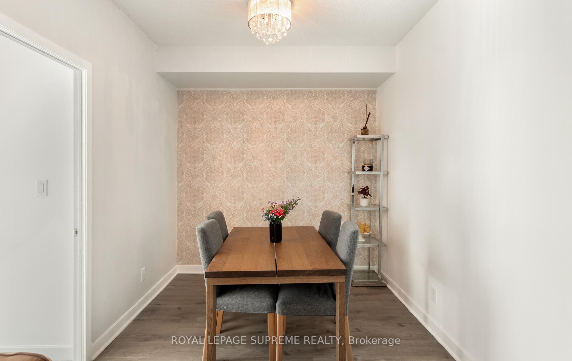18 Harbour Street 1709, Toronto Unit: 1709