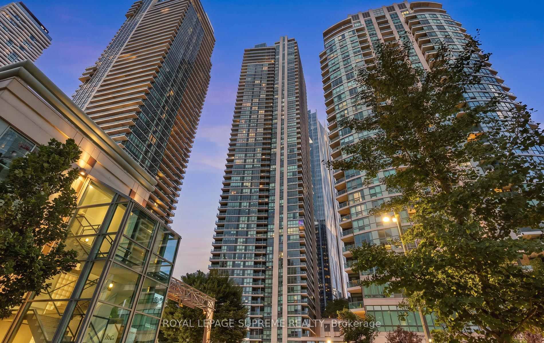 18 Harbour Street 1709, Toronto Unit: 1709