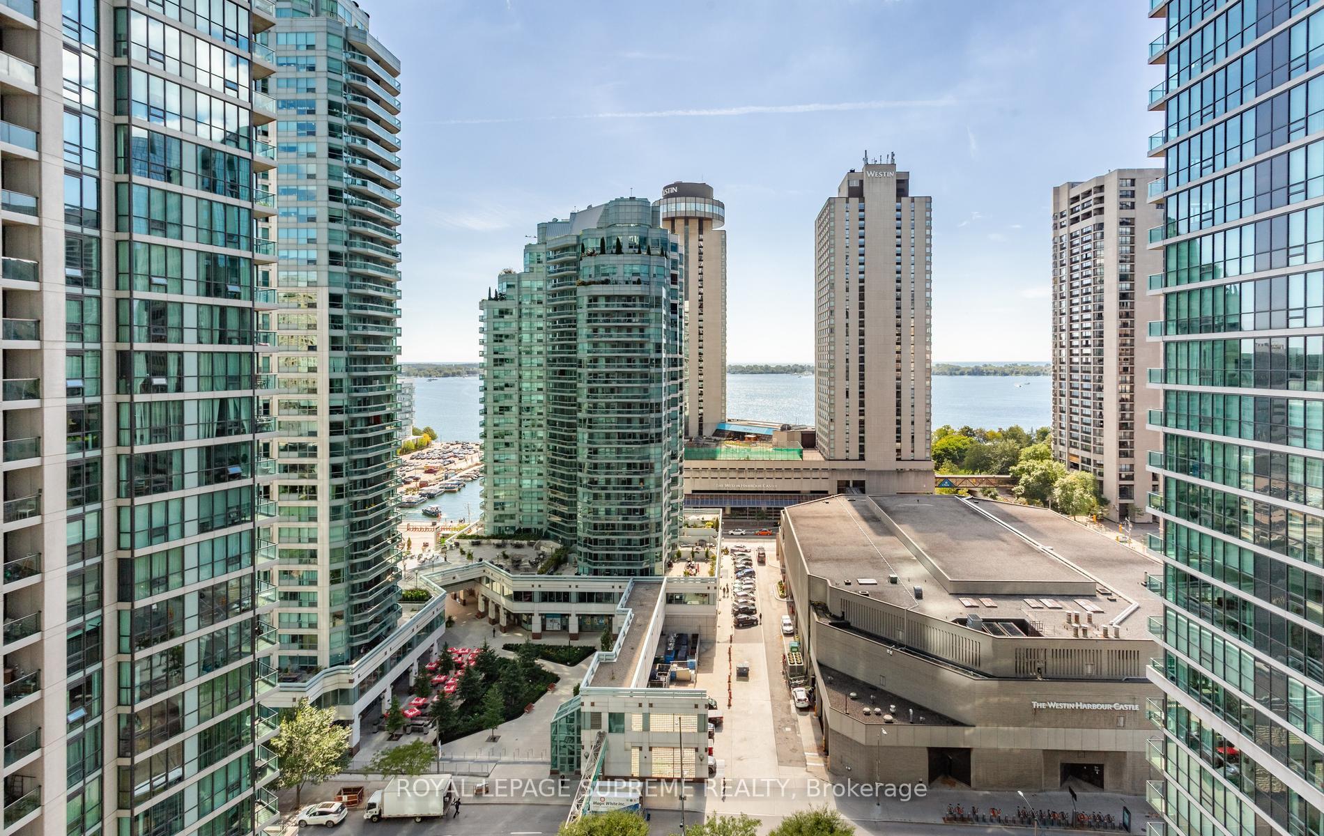 18 Harbour Street 1709, Toronto Unit: 1709