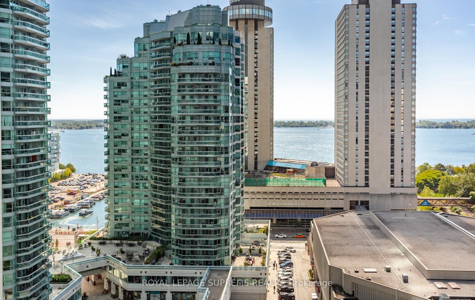 18 Harbour Street 1709, Toronto Unit: 1709