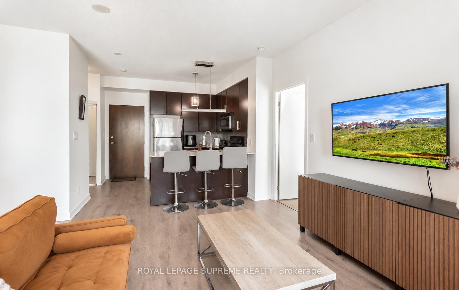 18 Harbour Street 1709, Toronto Unit: 1709