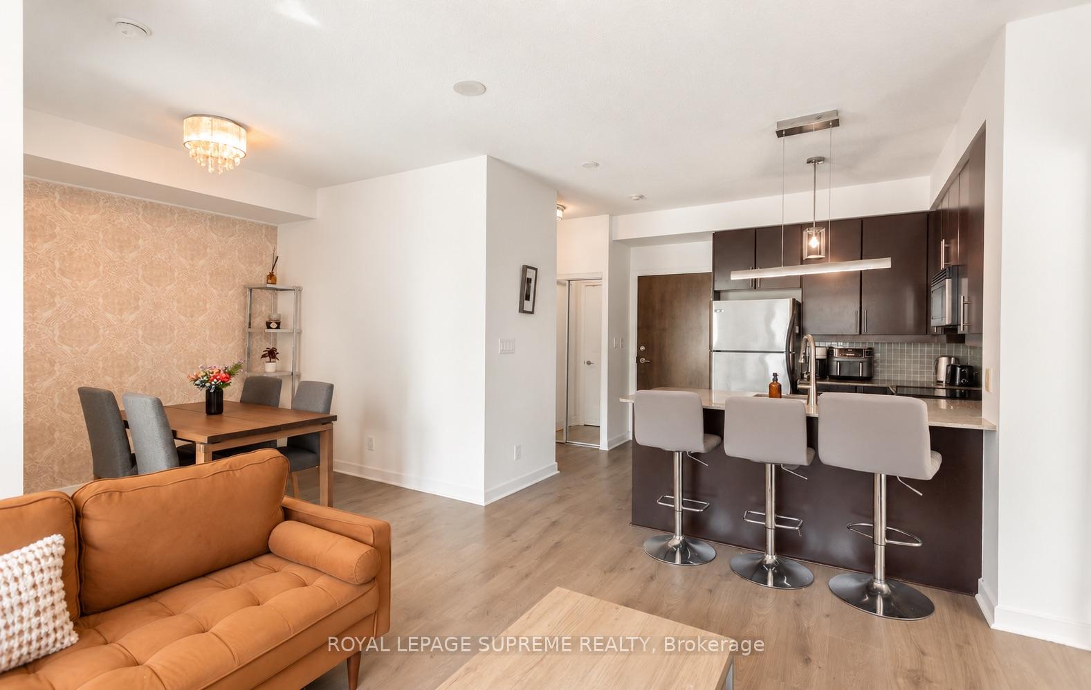 18 Harbour Street 1709, Toronto Unit: 1709