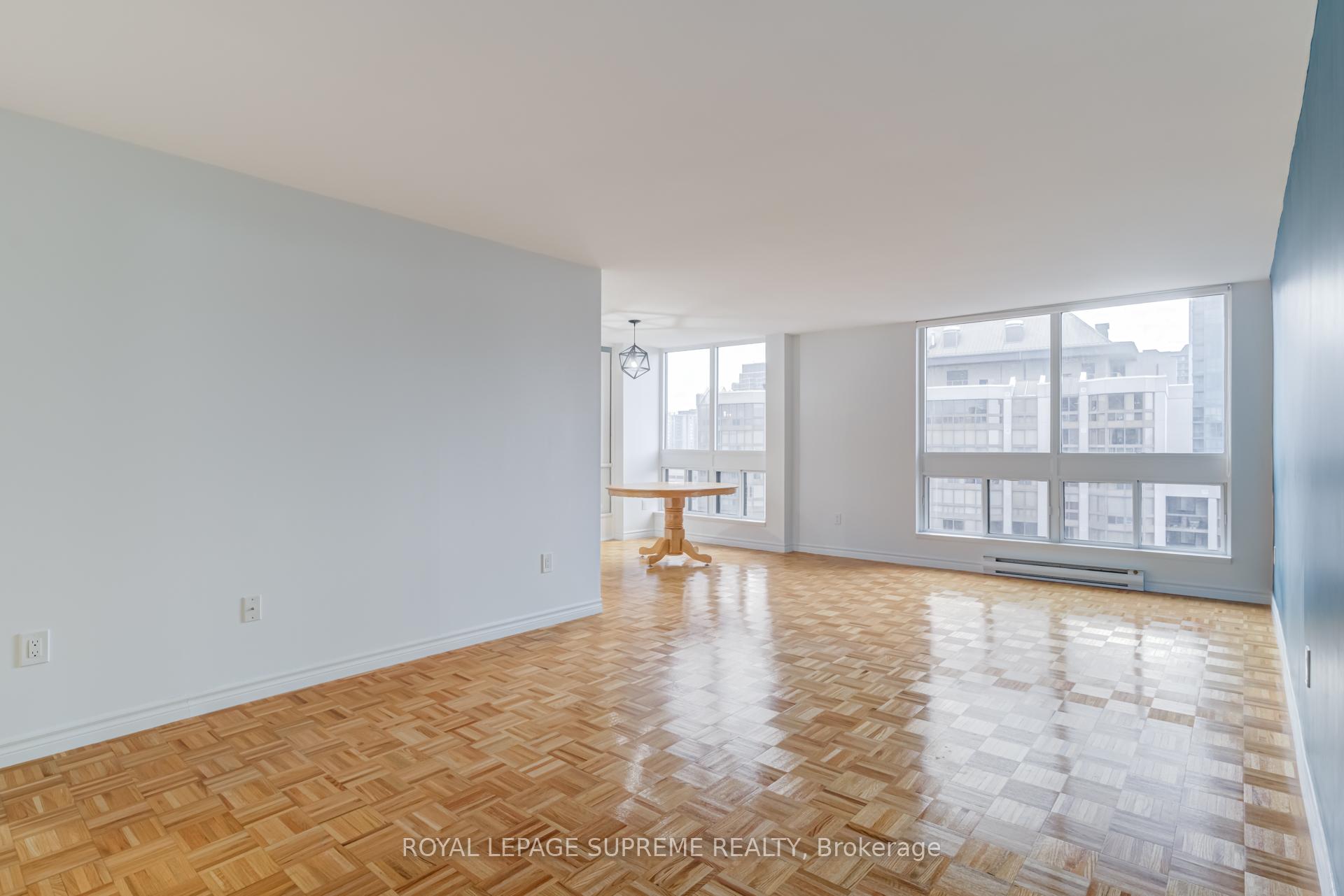 5 Kenneth Avenue 1804, Toronto Unit: 1804