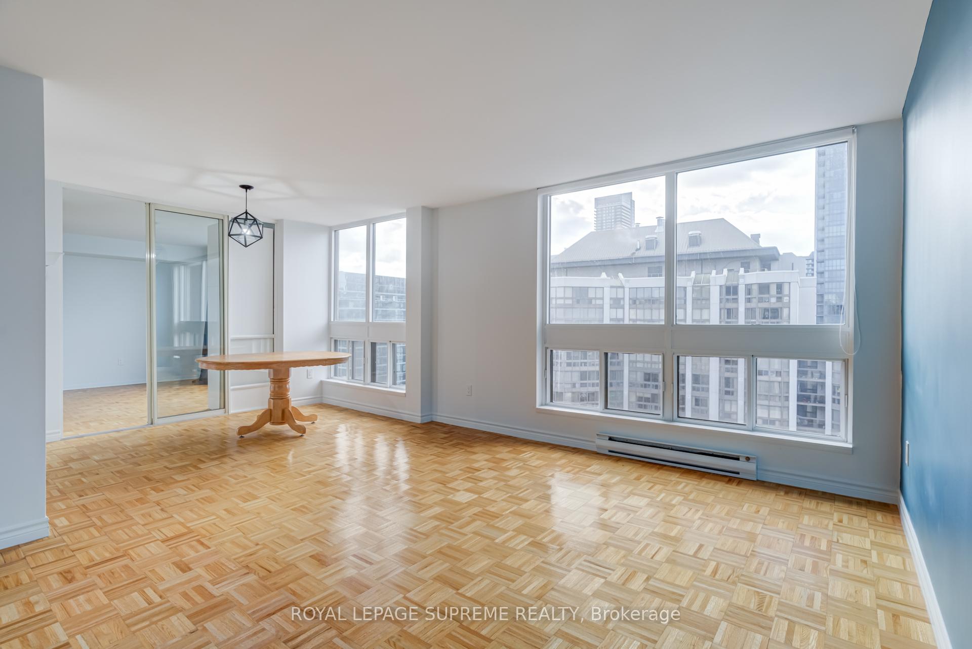 5 Kenneth Avenue 1804, Toronto Unit: 1804