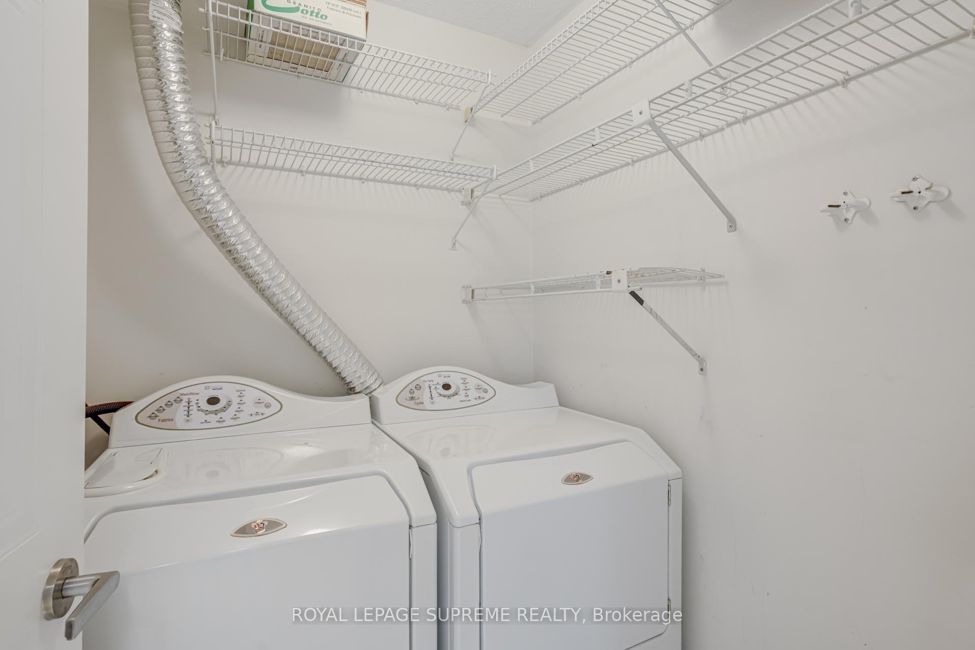5 Kenneth Avenue 1804, Toronto Unit: 1804