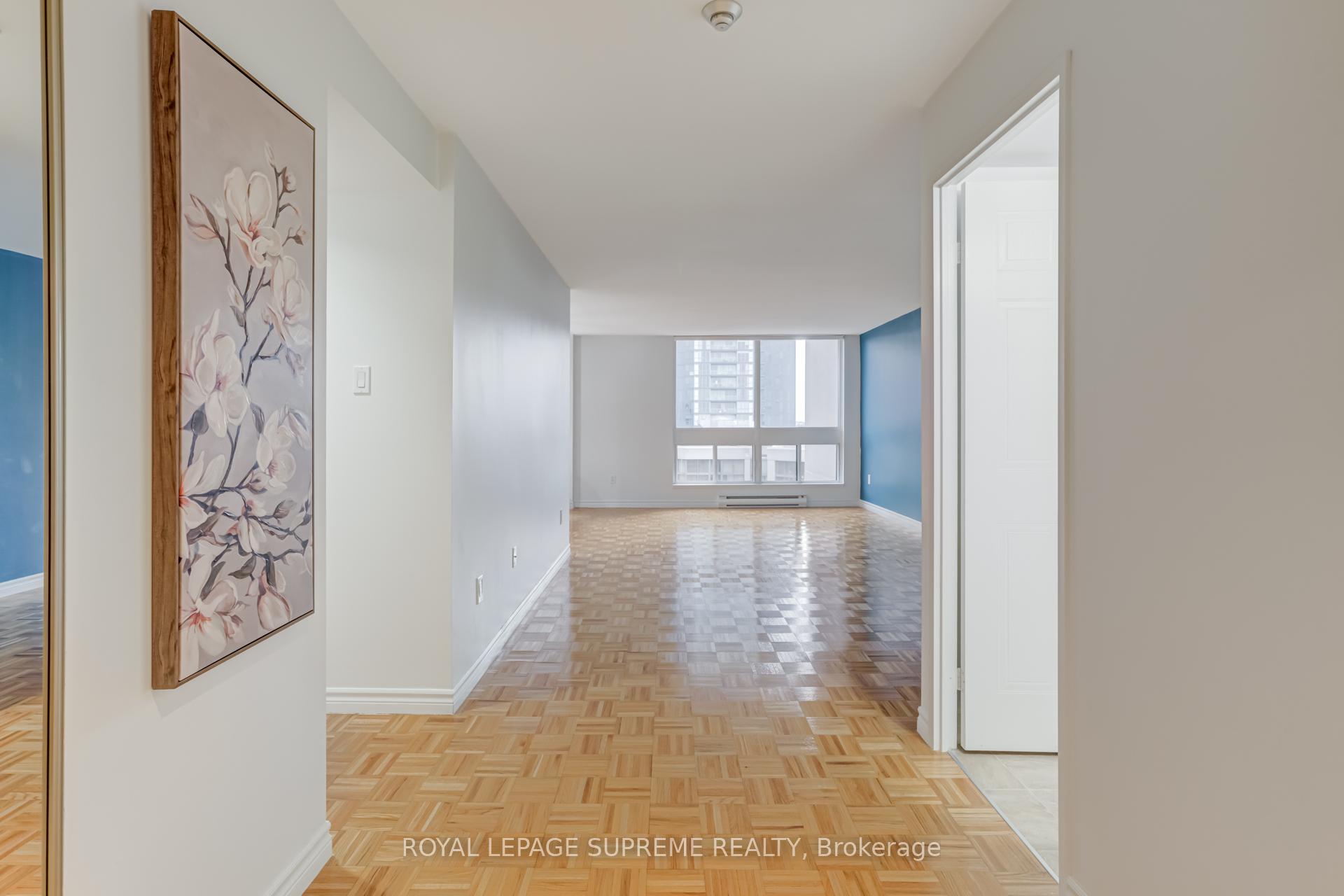 5 Kenneth Avenue 1804, Toronto Unit: 1804