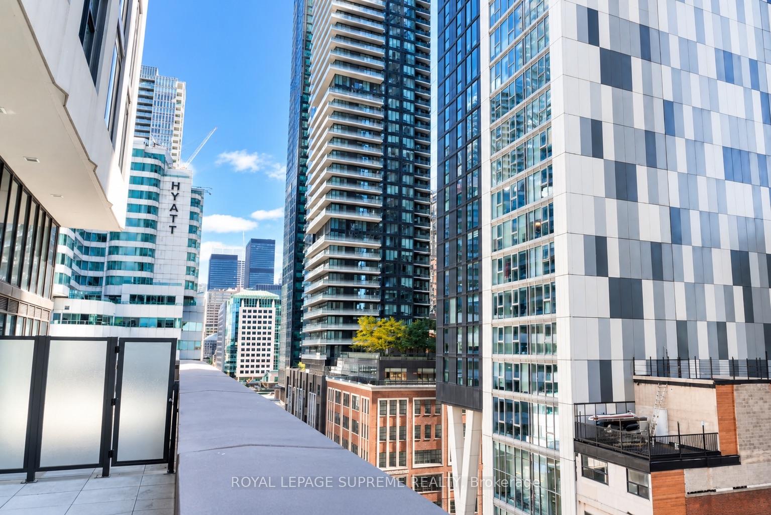 400 King Street S 810, Toronto Unit: 810