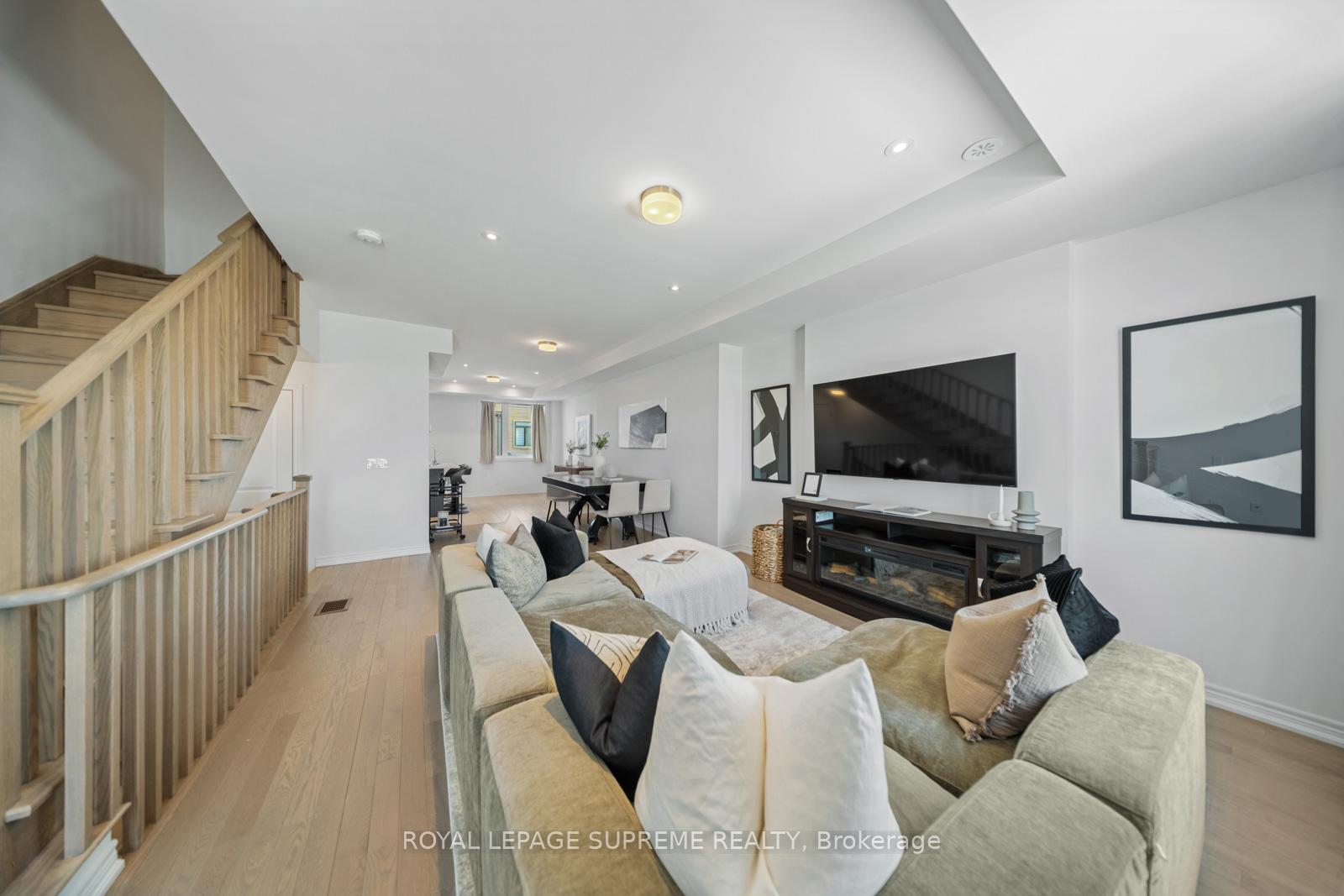 49 Sorbara Way