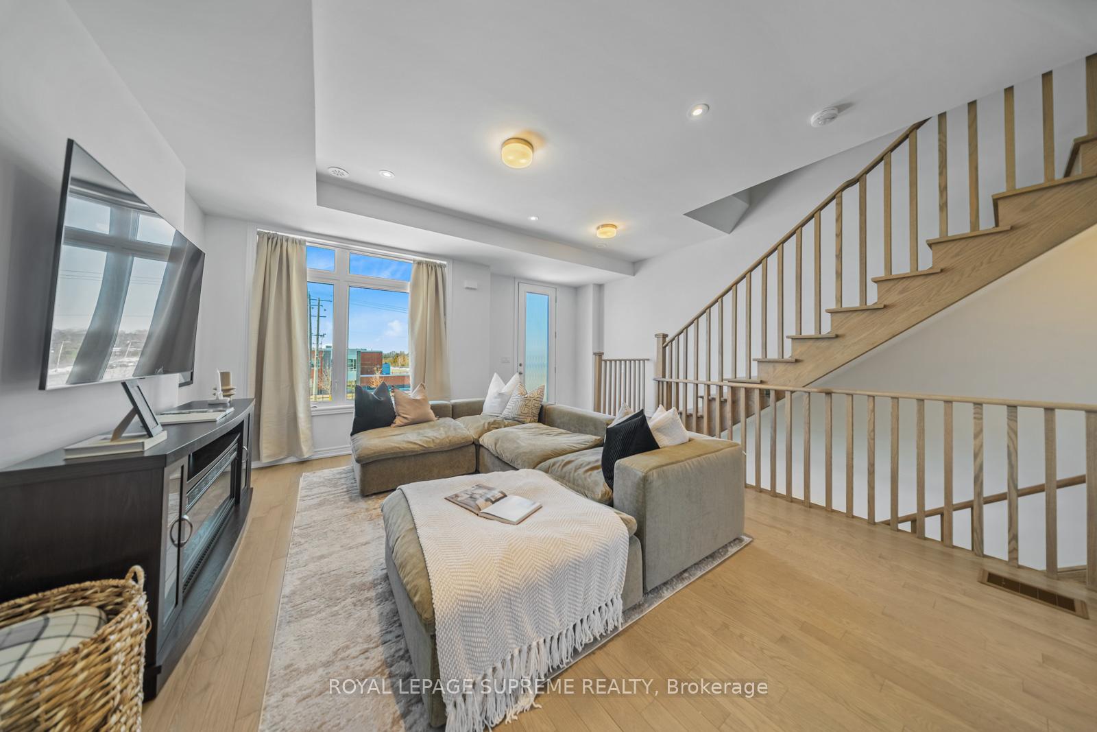 49 Sorbara Way