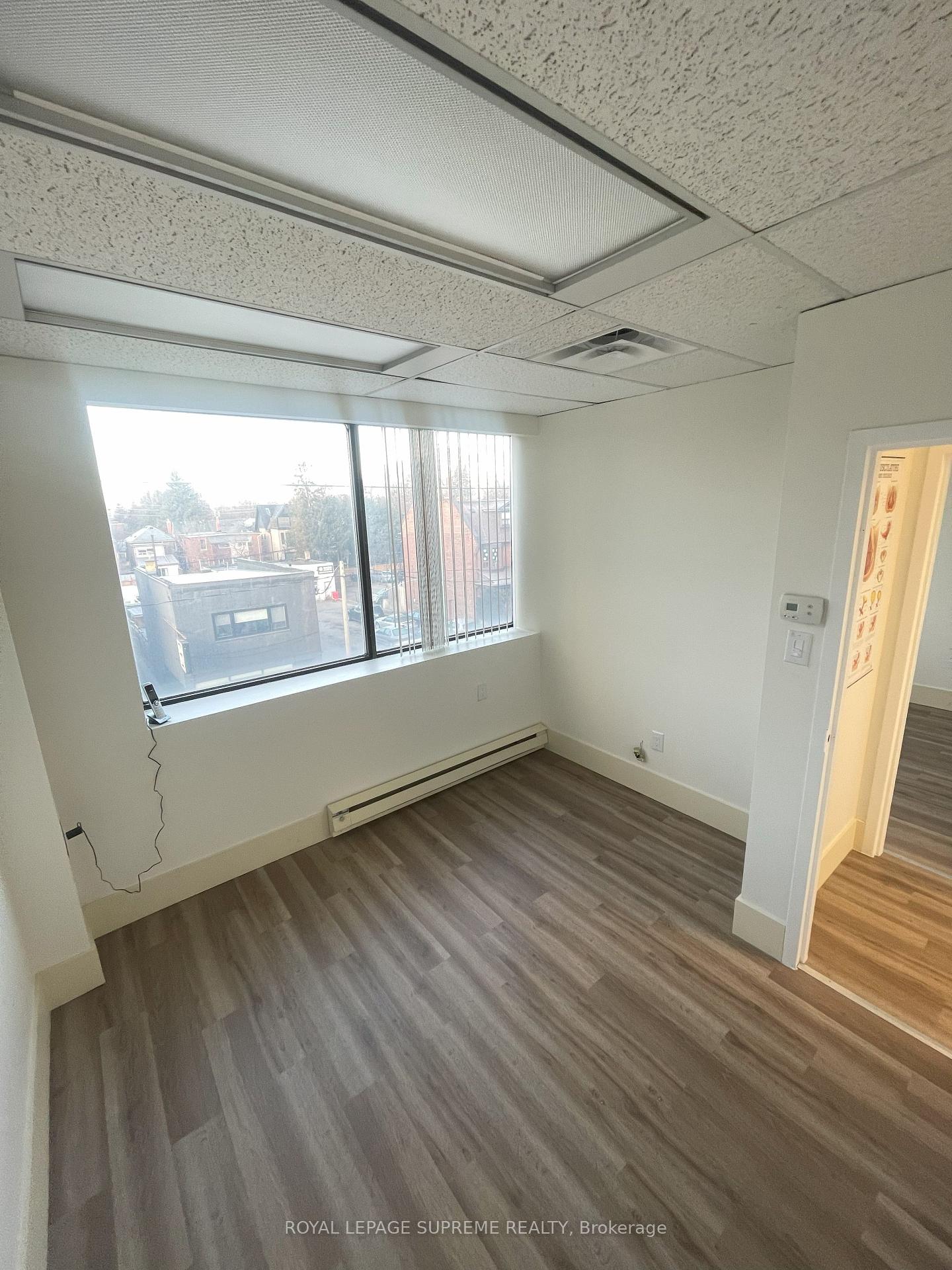 #304-8 - 855 Broadview Avenue, Toronto Unit: 304-8
