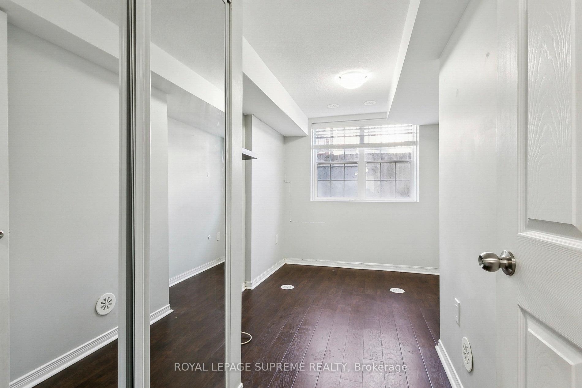 391 Beechgrove Drive 79, Toronto E10 Unit: 79