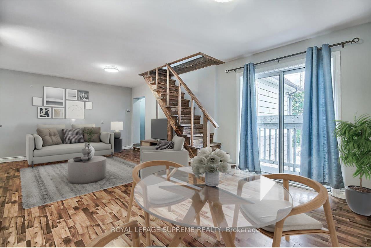 370 Jones Avenue, Toronto E01