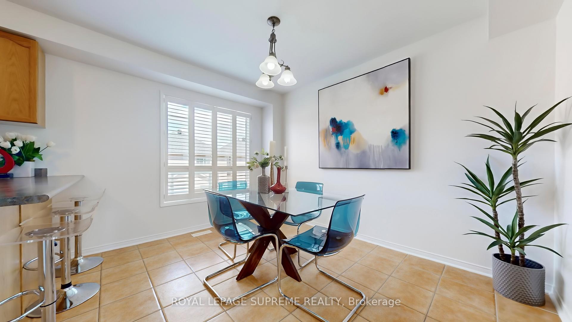 32 Flatfield Terrace