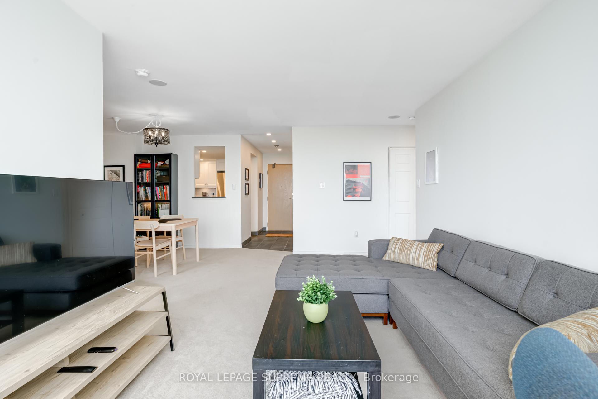 1 GREYSTONE WALK Drive PH83