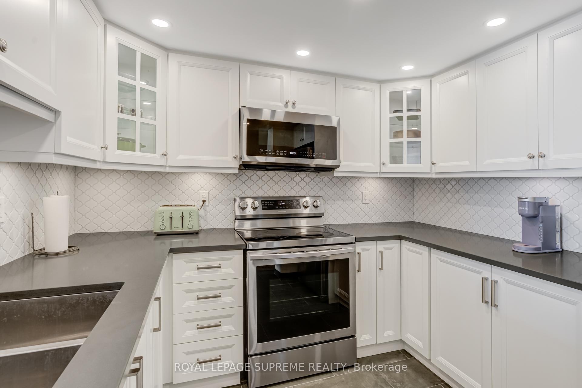 1 GREYSTONE WALK Drive PH83