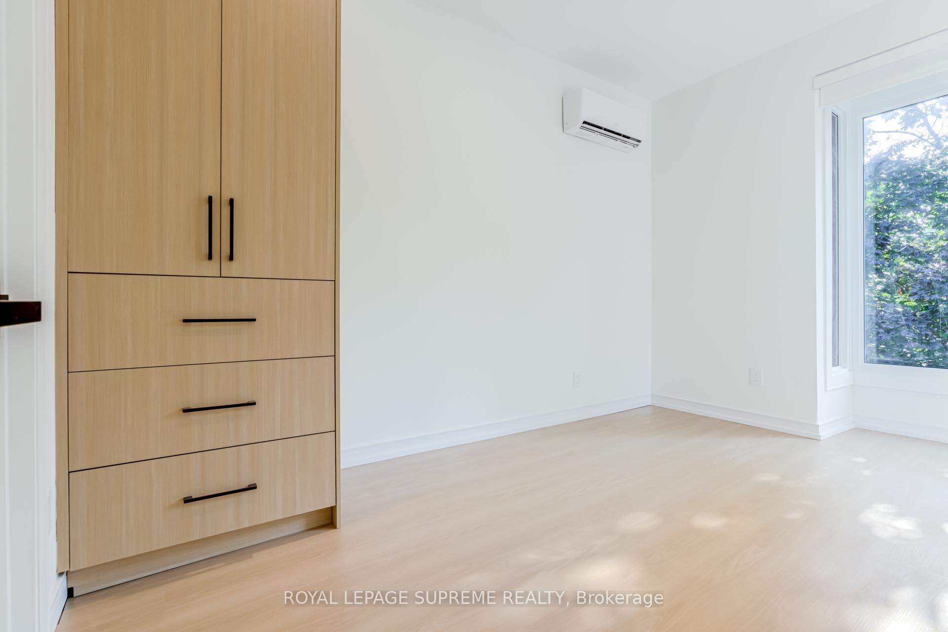 11A Condor Avenue, Toronto E01