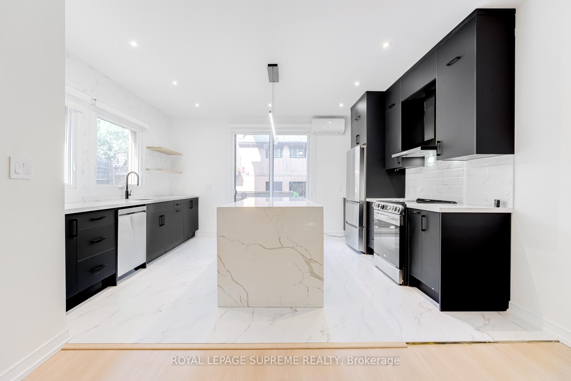 11A Condor Avenue, Toronto E01