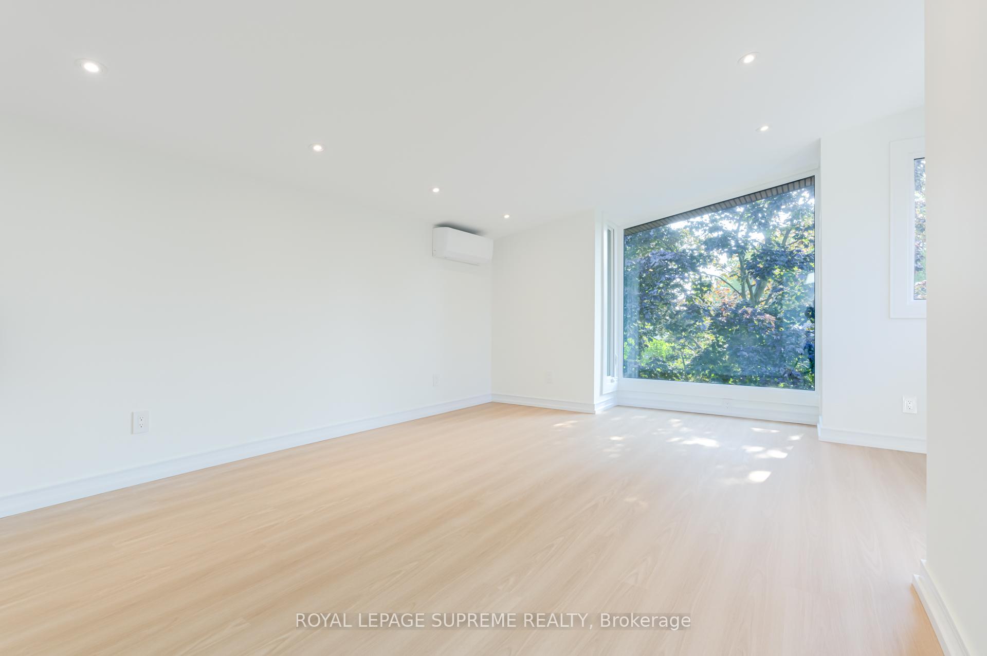 11A Condor Avenue, Toronto E01