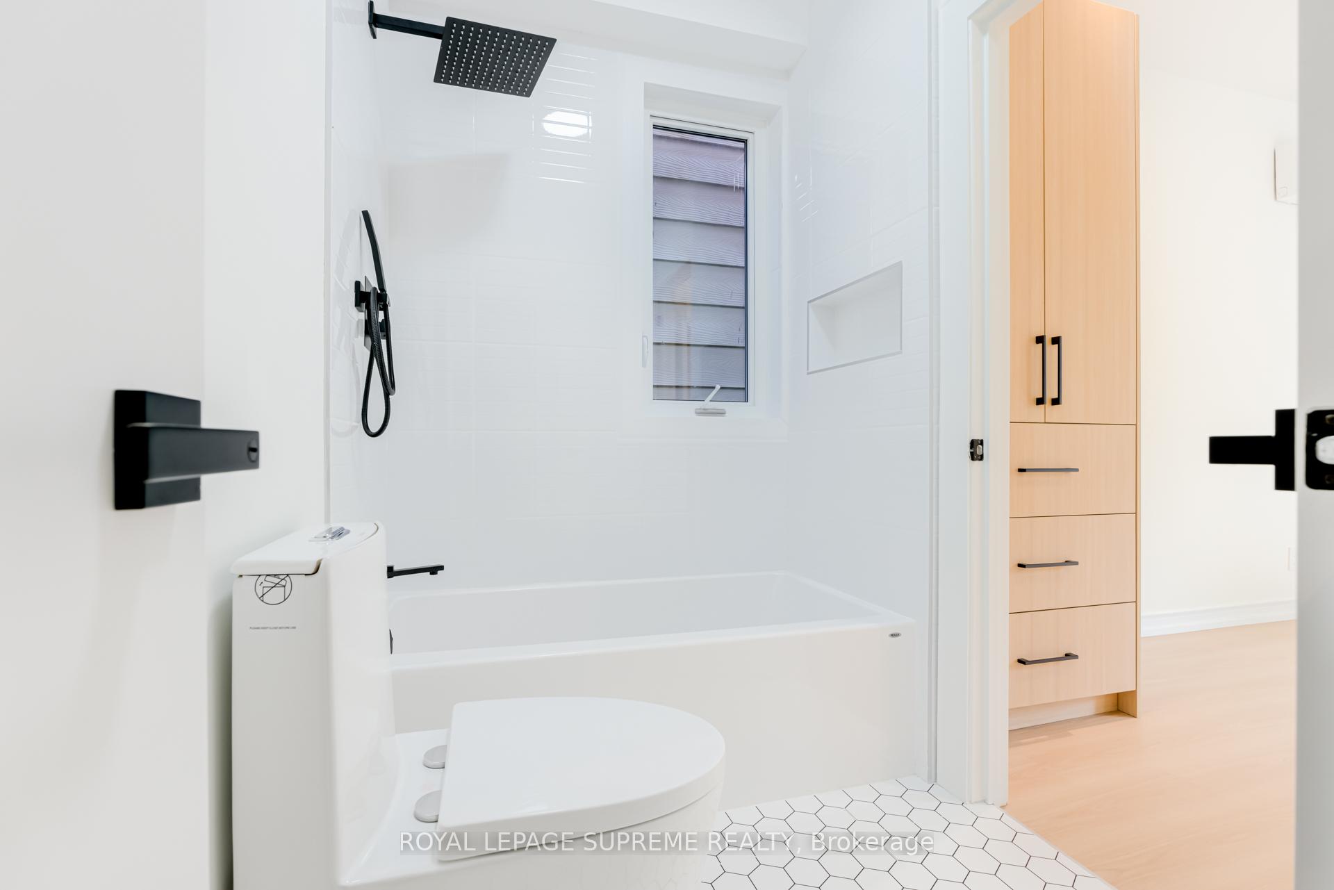 11A Condor Avenue, Toronto E01