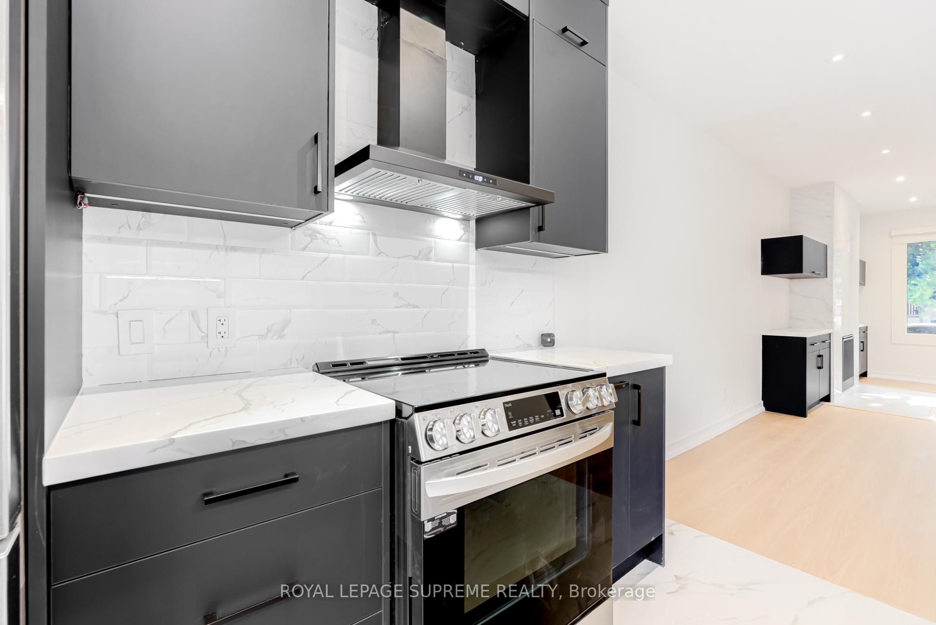 11A Condor Avenue, Toronto E01