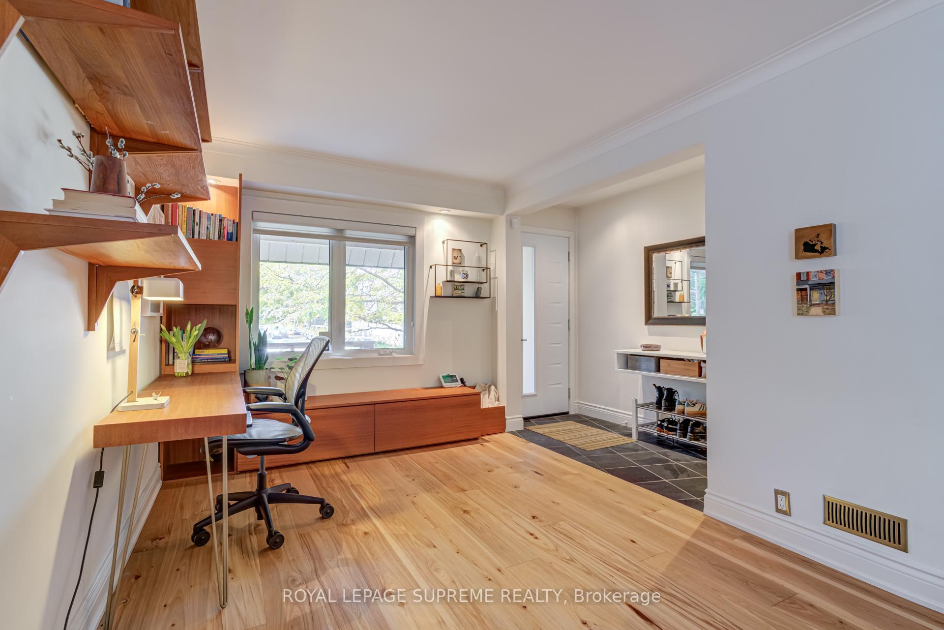 11 West Lynn Avenue, Toronto E02