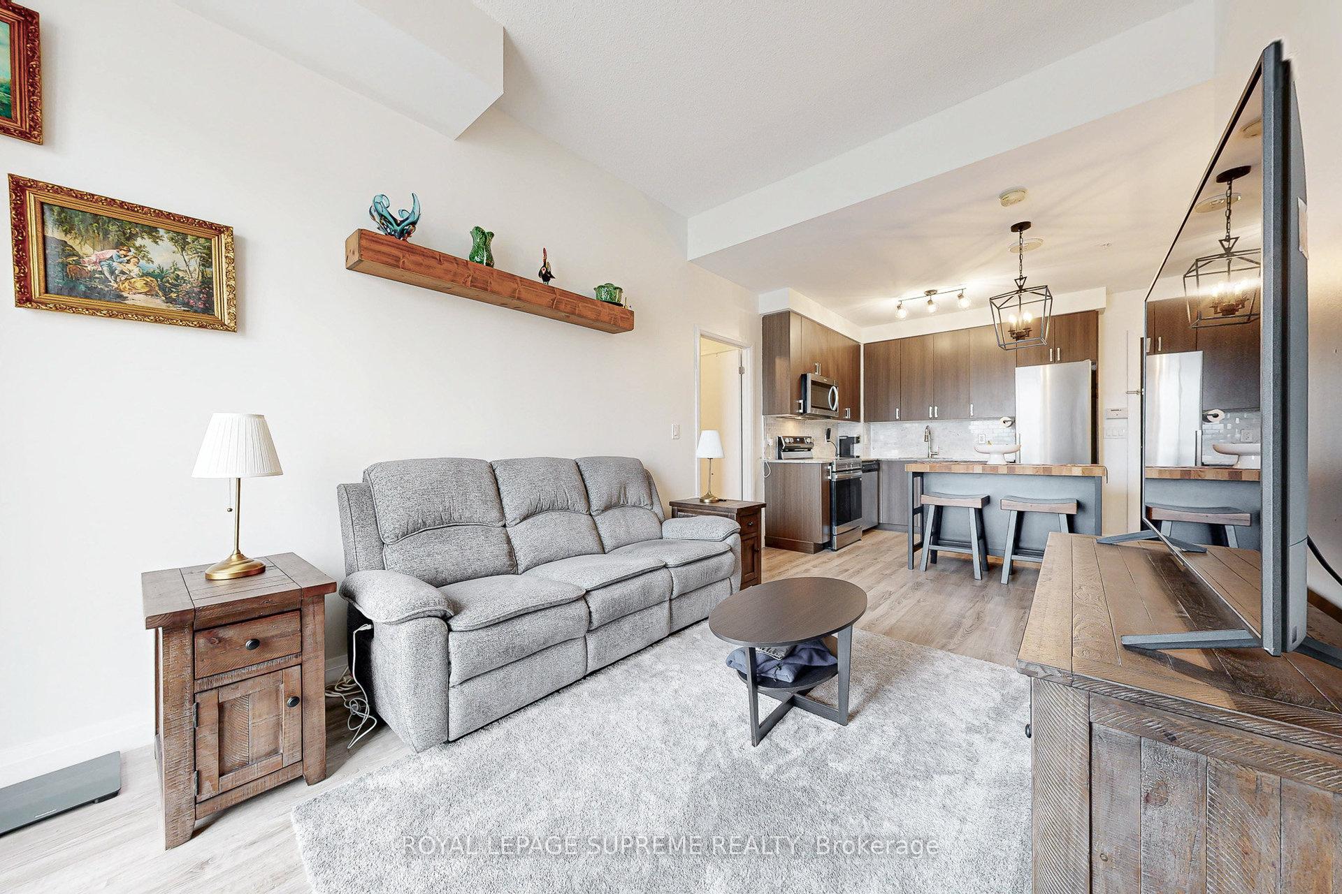 22 East Haven Drive 606, Toronto E06 Unit: 606