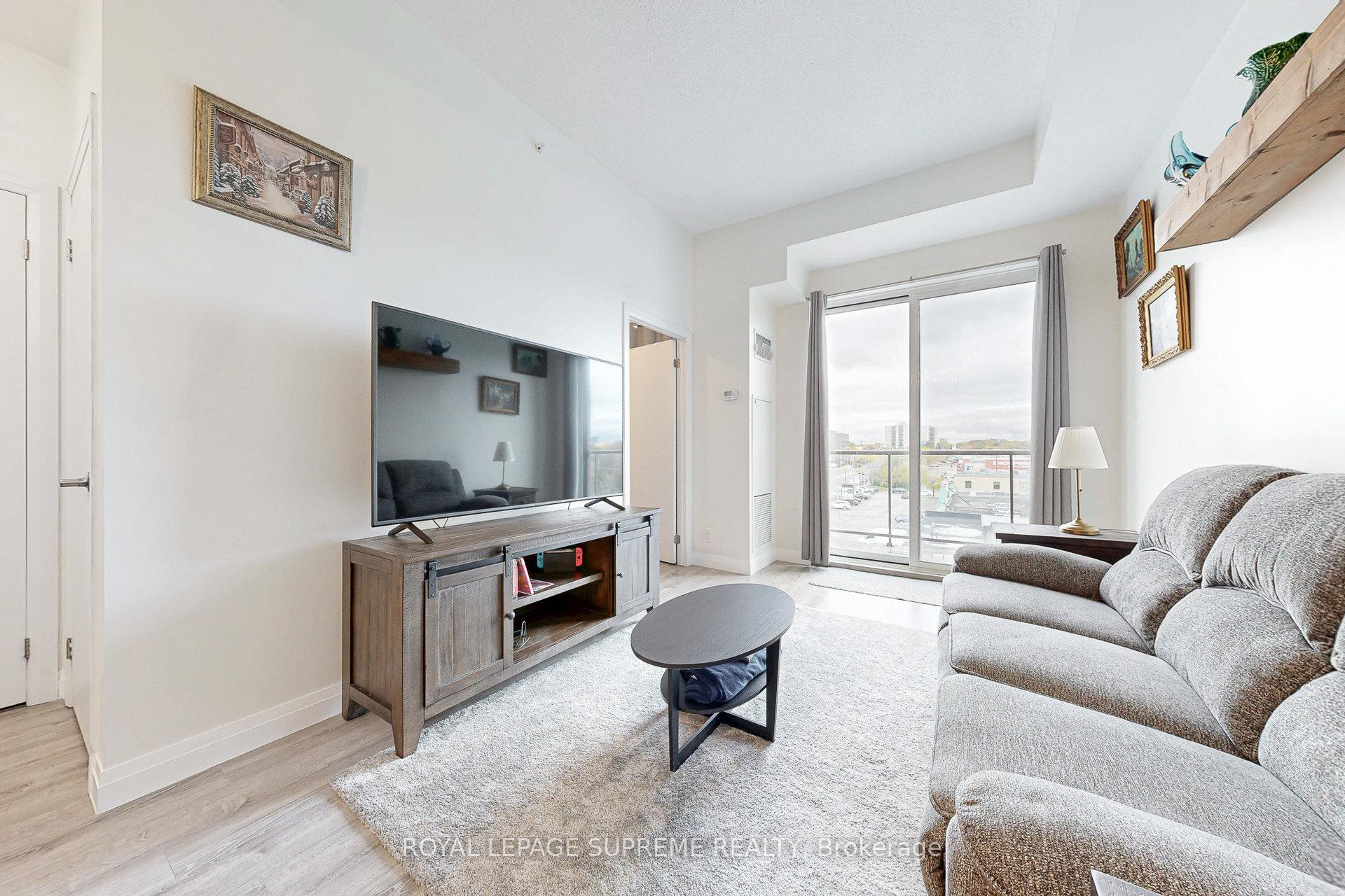 22 East Haven Drive 606, Toronto E06 Unit: 606