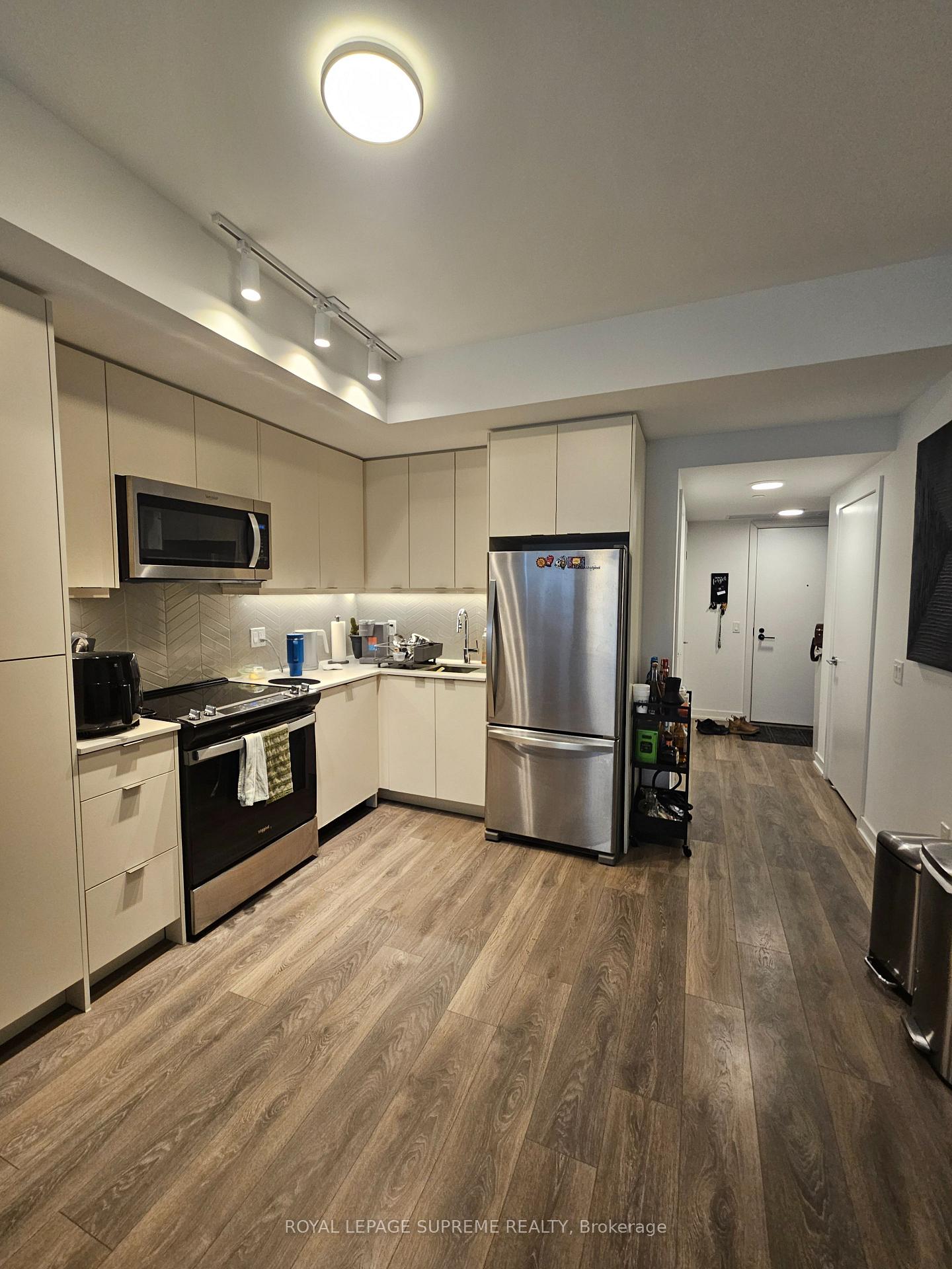 1604 Charles Street 317