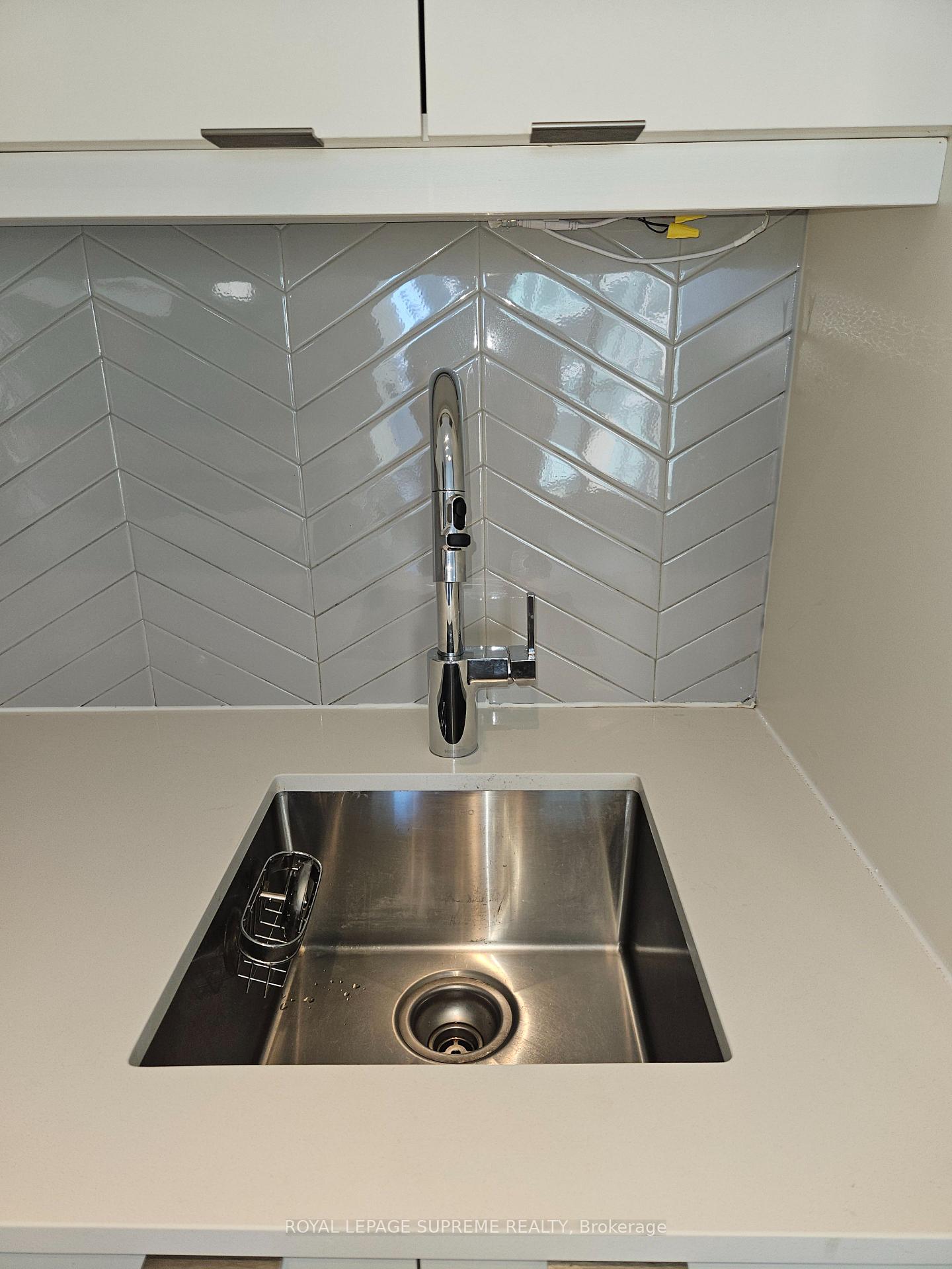 1604 Charles Street 317