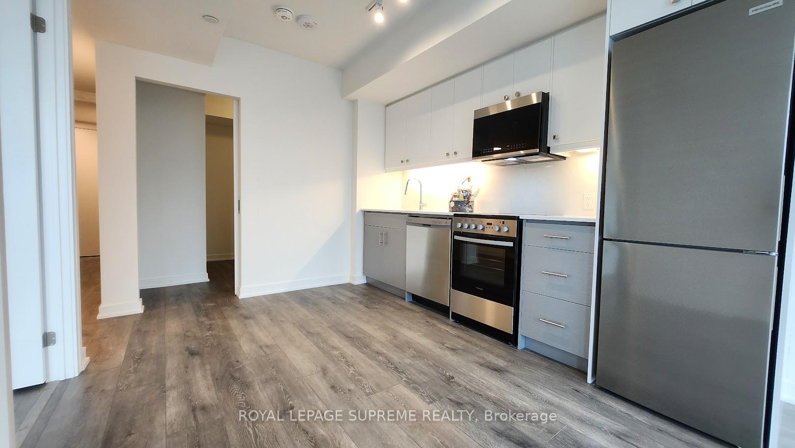 2 Manderley Drive 414