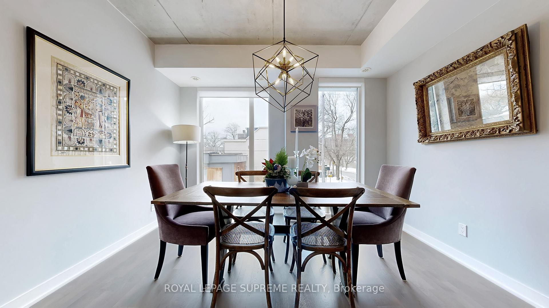 1246 Dundas Street E