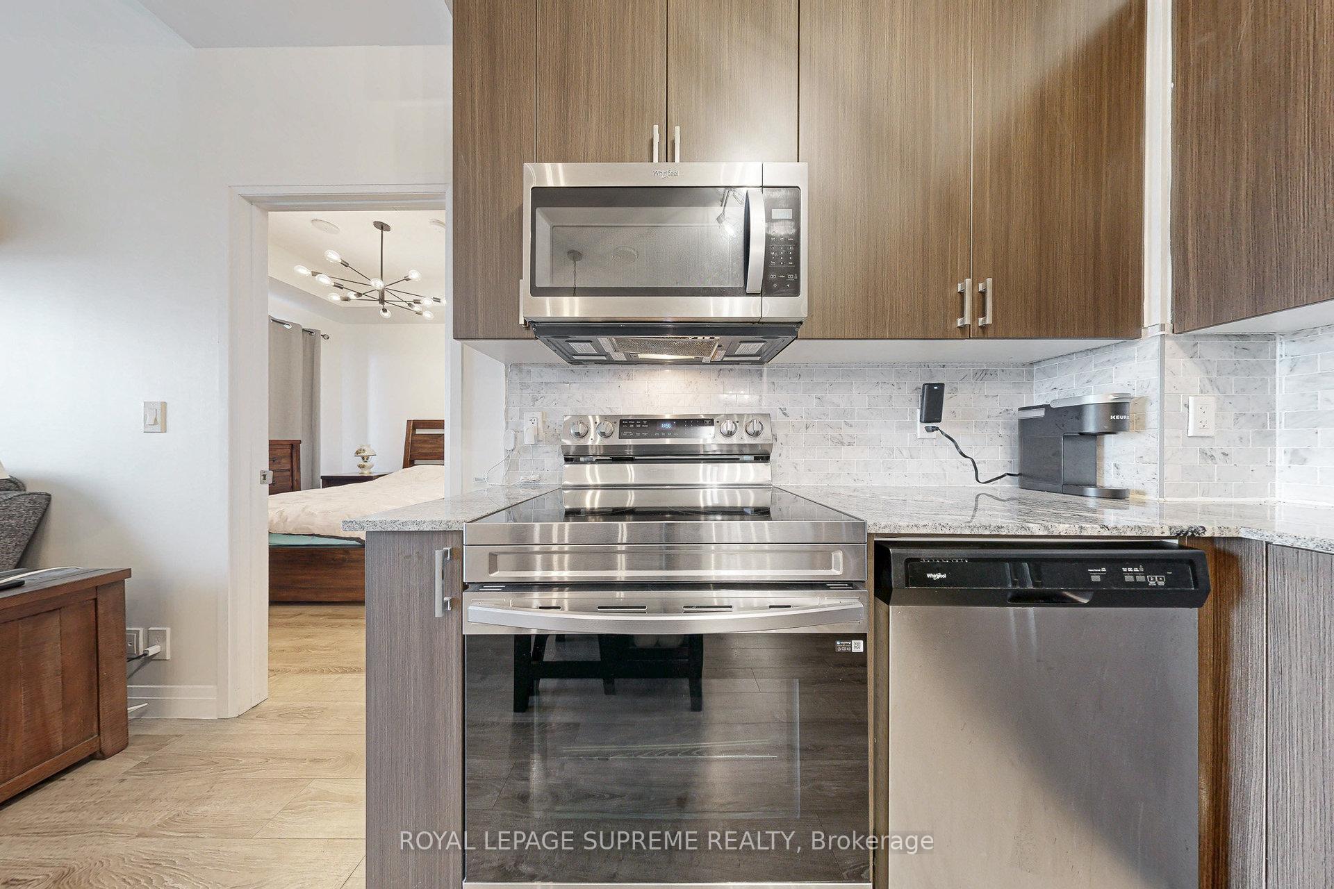 22 East Haven Drive 606