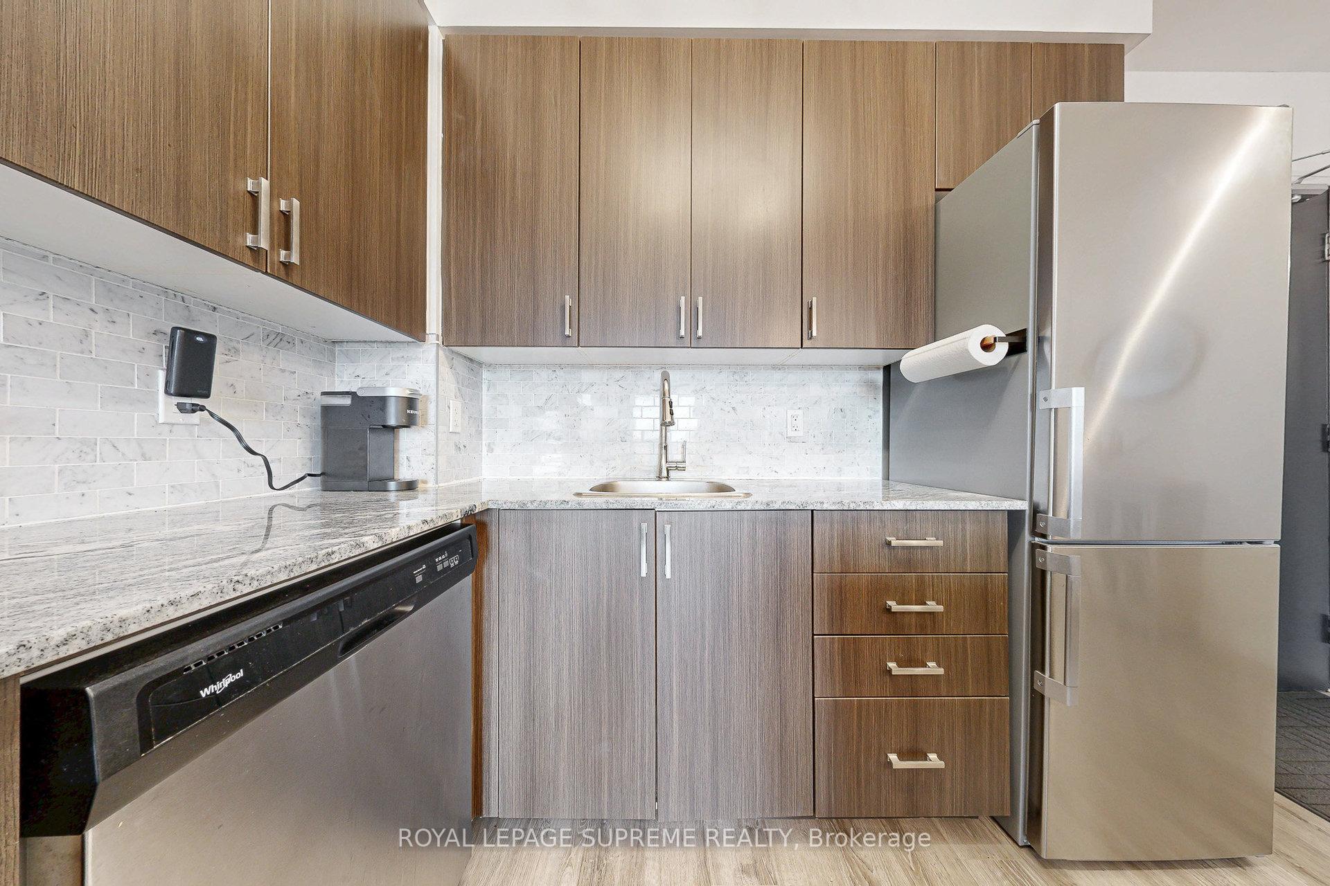 22 East Haven Drive 606