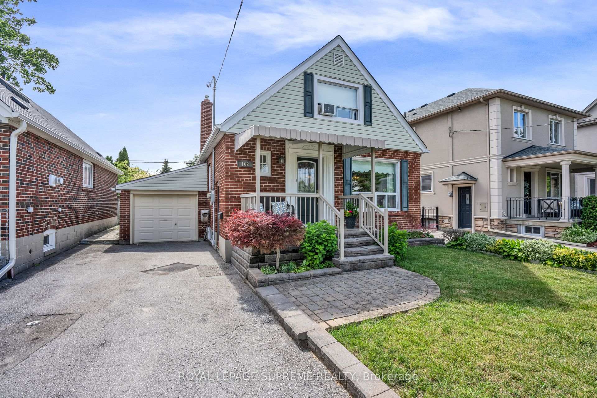 102 Binswood Avenue
