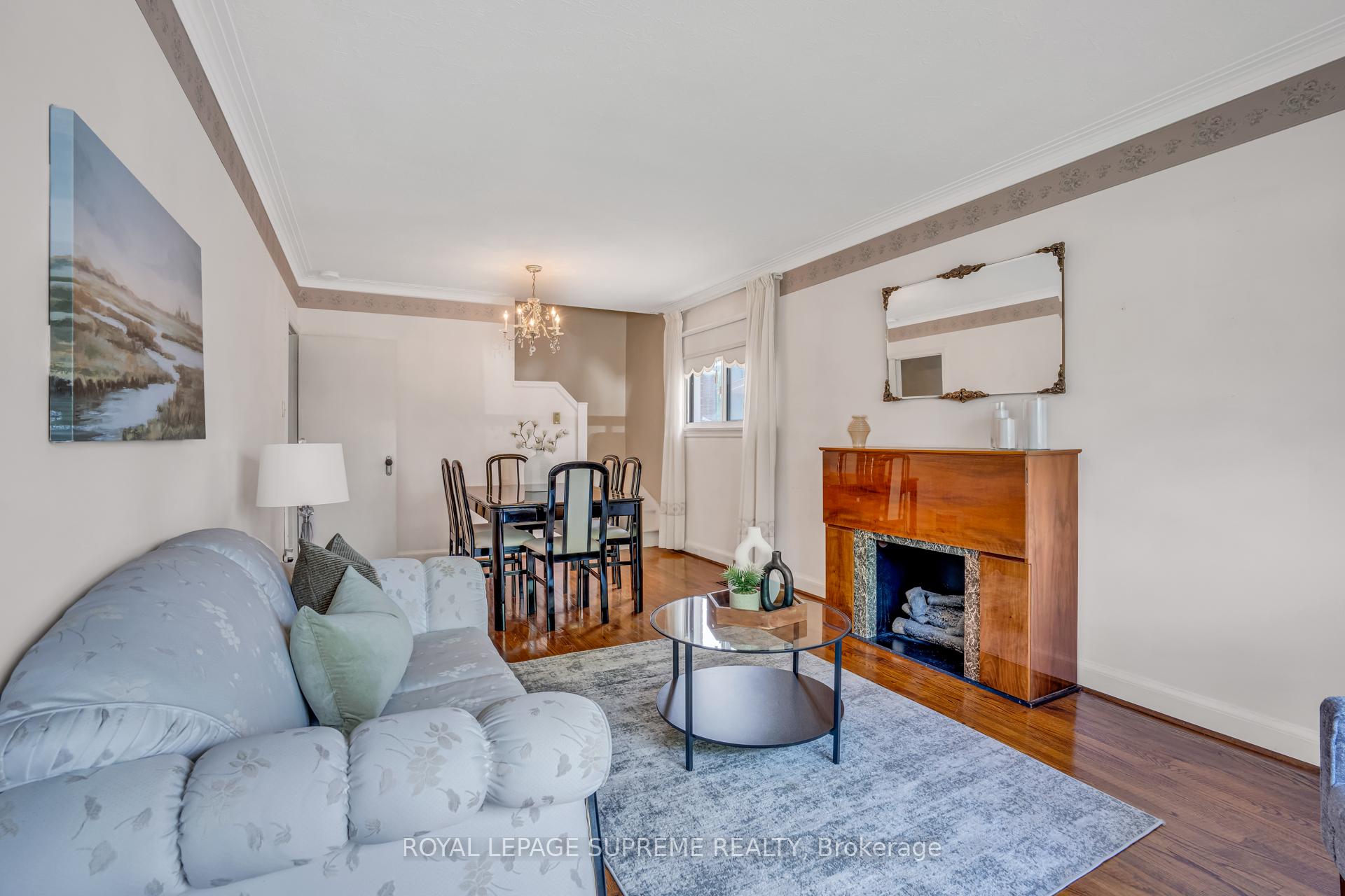 102 Binswood Avenue