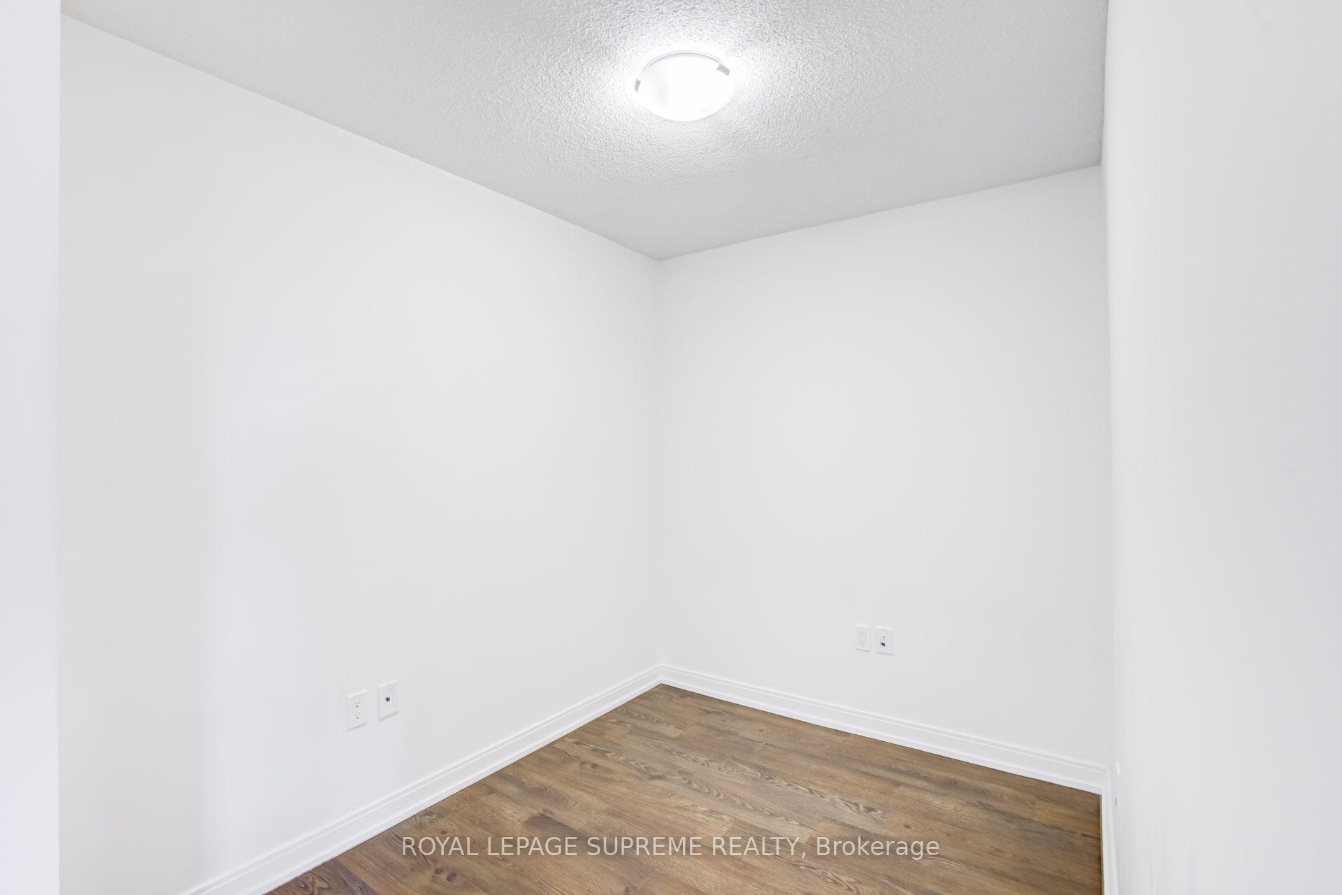 275 Village Green Square 1920, Toronto Unit: 1920