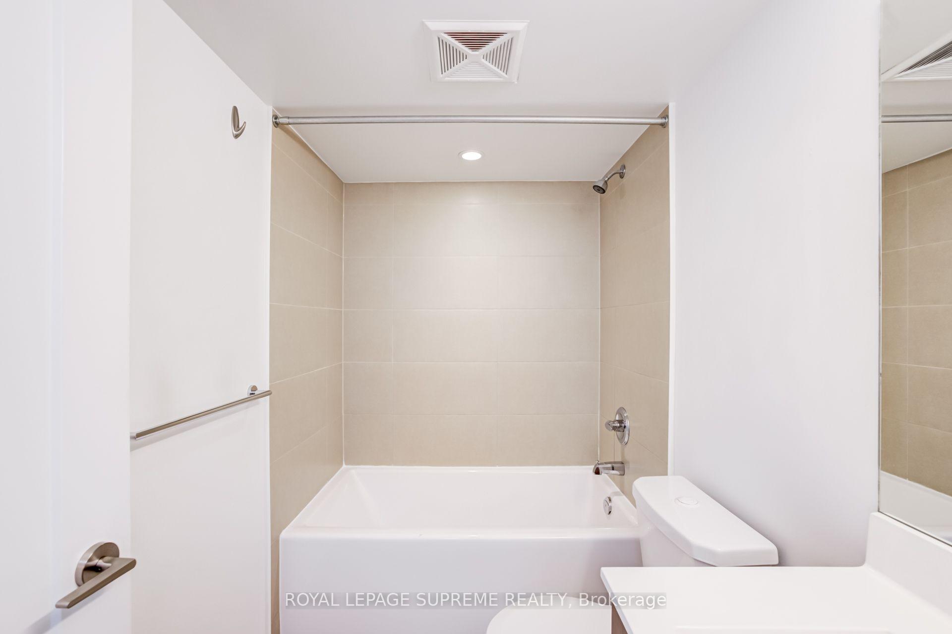 275 Village Green Square 1920, Toronto Unit: 1920