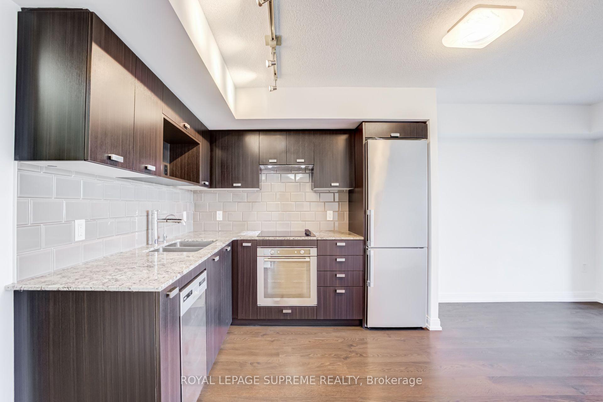 275 Village Green Square 1920, Toronto Unit: 1920