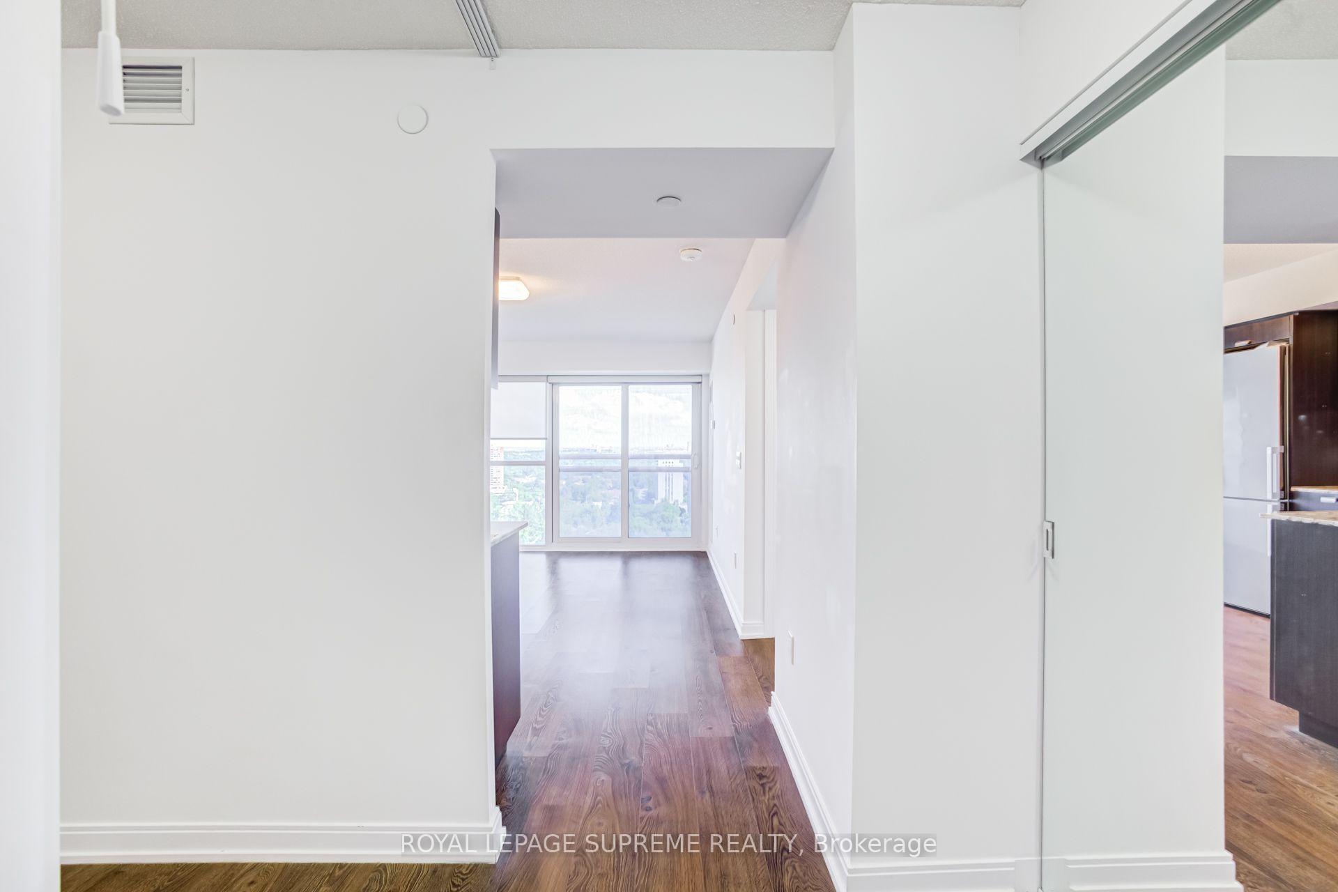 275 Village Green Square 1920, Toronto Unit: 1920
